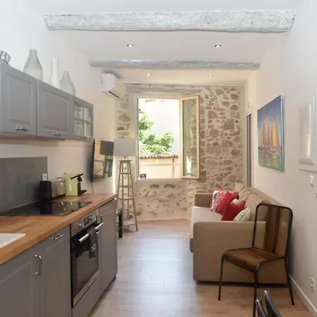 Nice 28M 5 Min Walk From The Beach Gravette! Antibes