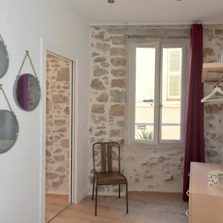 Nice 28M 5 Min Walk From The Beach Gravette! Antibes